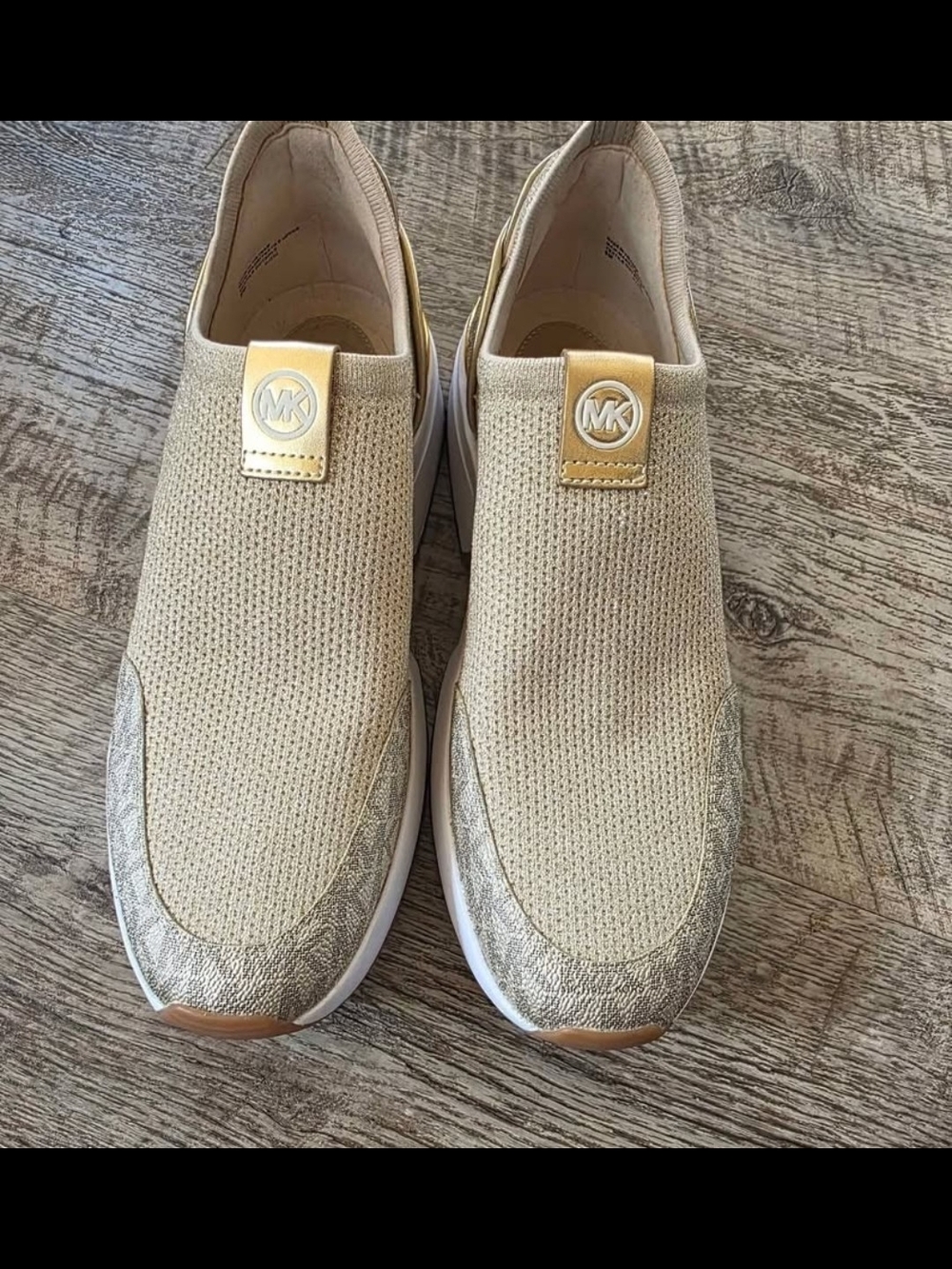 Michael Kors Muse Metallic Gold Knit Slip On Sneakers Sz 9 - Picture 3 of 7